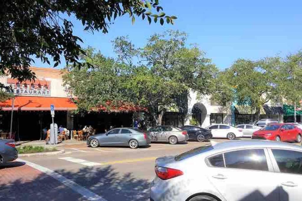 Stylish Bungalow Near Dining, Parks & Entertainment Jacksonville Bagian luar foto
